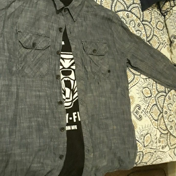 Tops - Picture 3 of 3